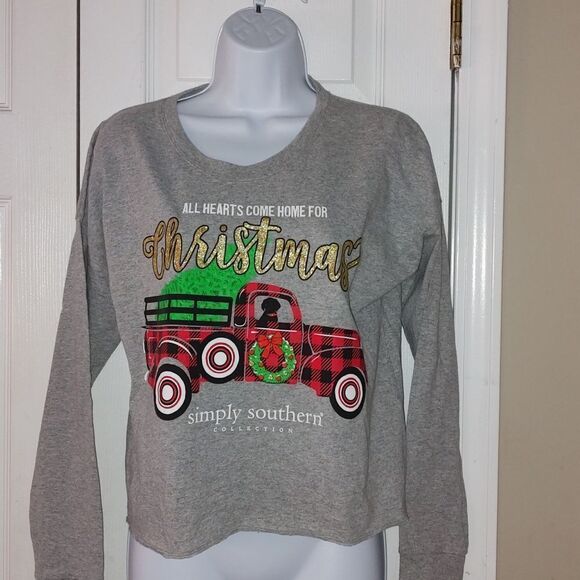 Simply Southern cropped gray All Hearts Come Home for Christmas sleeve tshirt - Picture 1 of 4